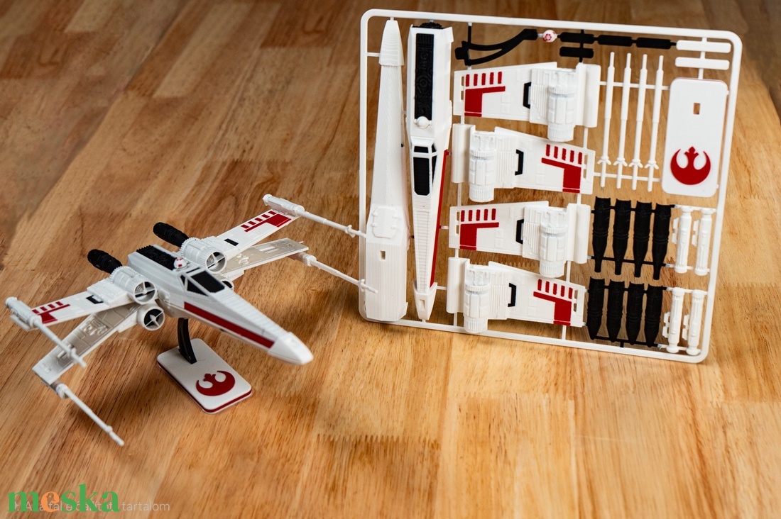 Star Wars XWing szobor  -  - Meska.hu
