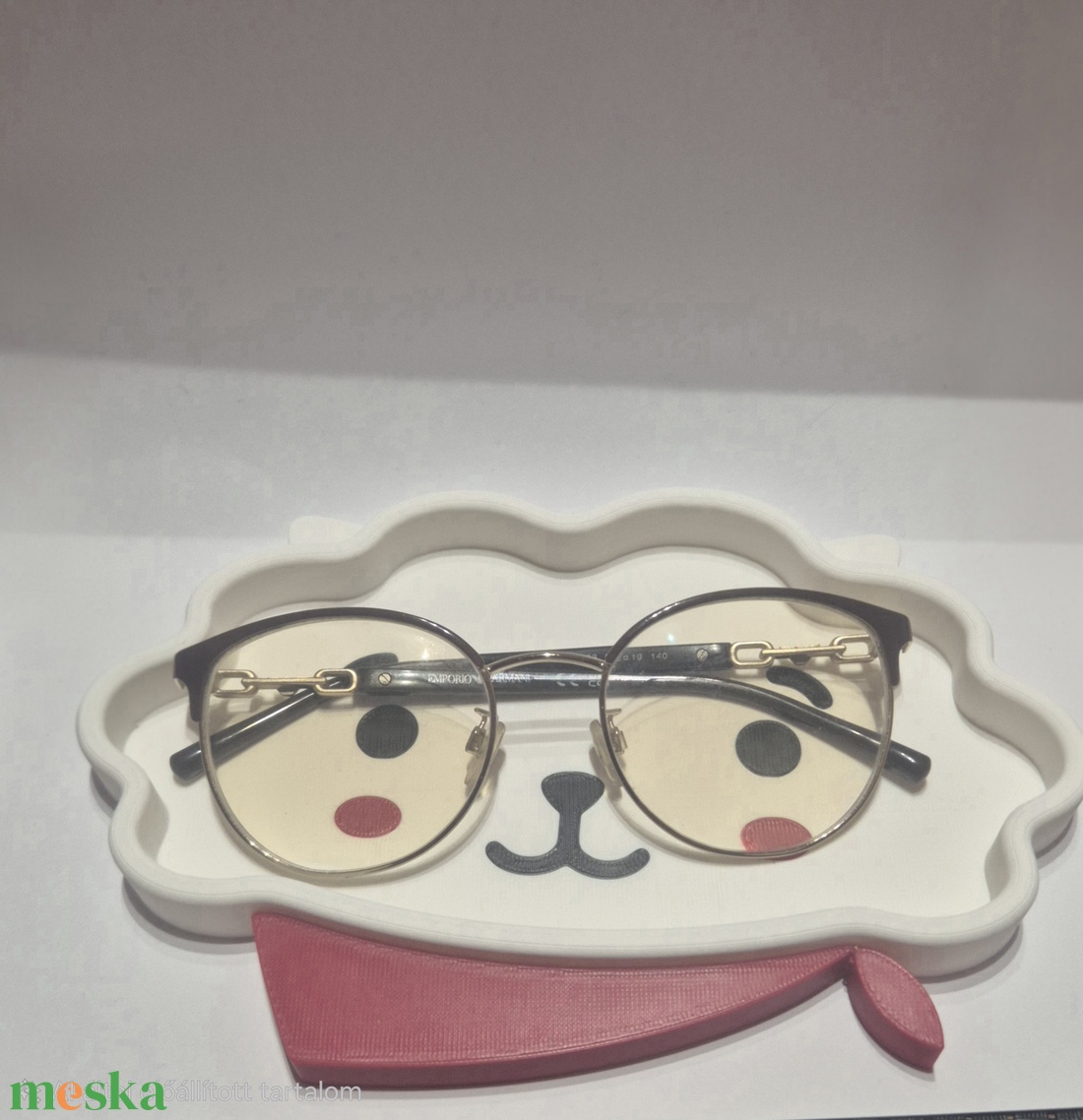 BTS / BT21 RJ ihlette szemüveg- és ékszertálca - ékszer - ékszertartó - ékszertartó tál - Meska.hu
