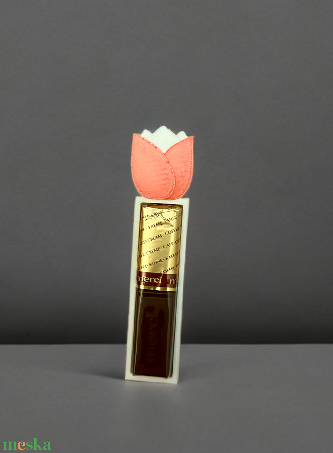 Tulipános csokitartó - otthon & életmód - papír, írószer - ajándékozás kellékei - ajándékkísérő - Meska.hu