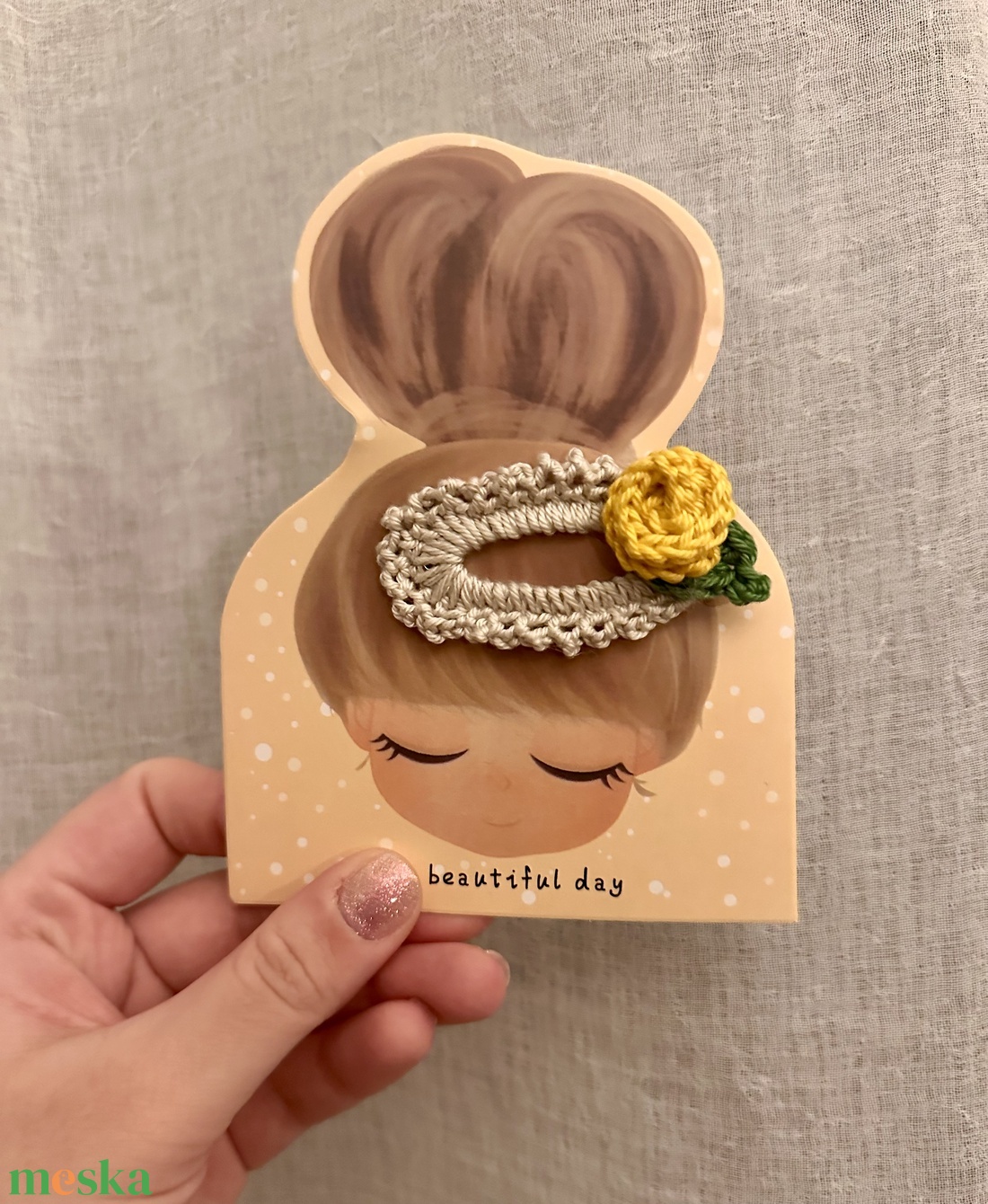 Horgolt virágos hajcsat - ruha & divat - hajdísz & hajcsat - hajcsat & hajtű - Meska.hu