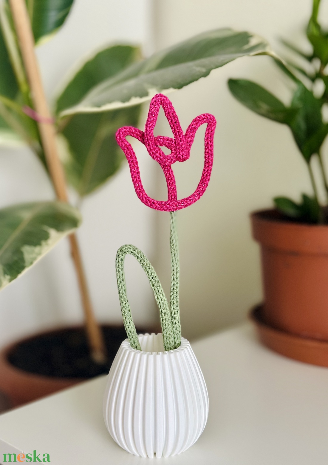 Tricotin tulipán - otthon & életmód - virágdekoráció - virágdíszek - asztali virágdísz - Meska.hu