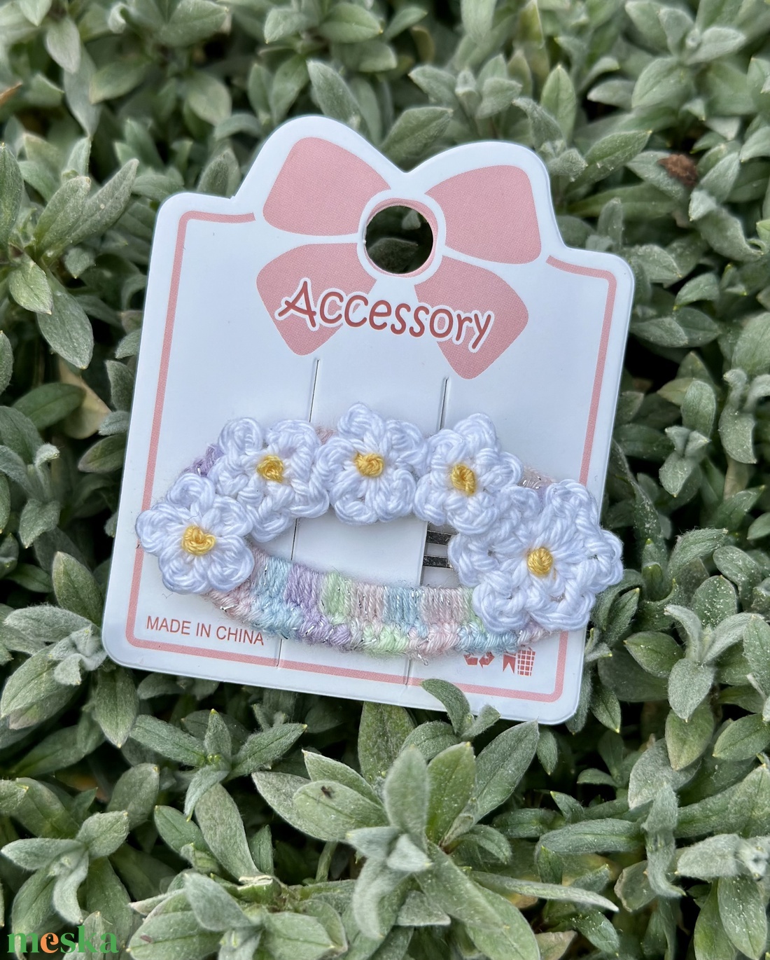 Horgolt virágos hajcsat - ruha & divat - hajdísz & hajcsat - hajcsat & hajtű - Meska.hu