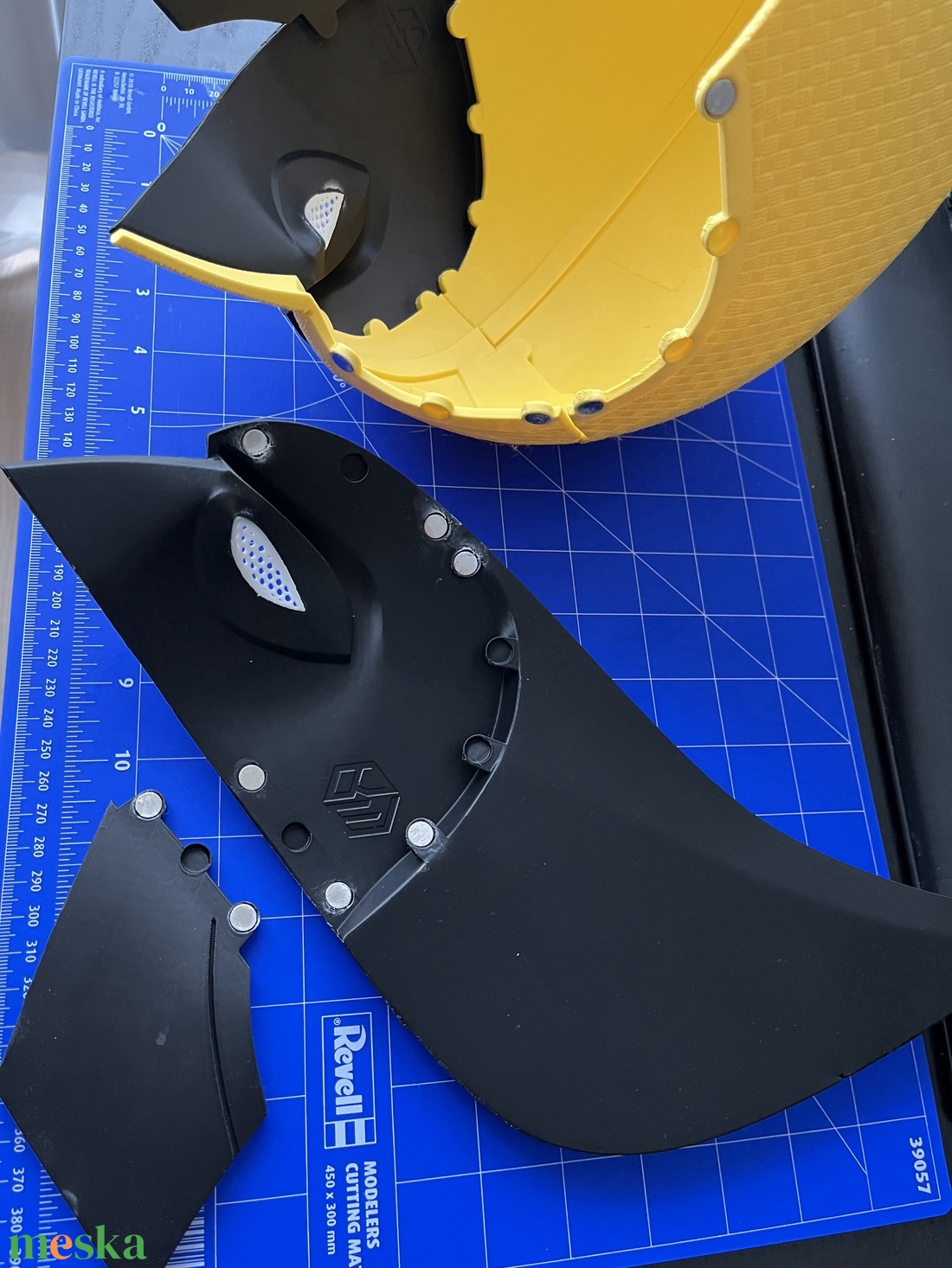 Wolverine maszk ajándék tartóval! - kellékek & szerszámok - díszíthető tárgyak - műanyag - Meska.hu