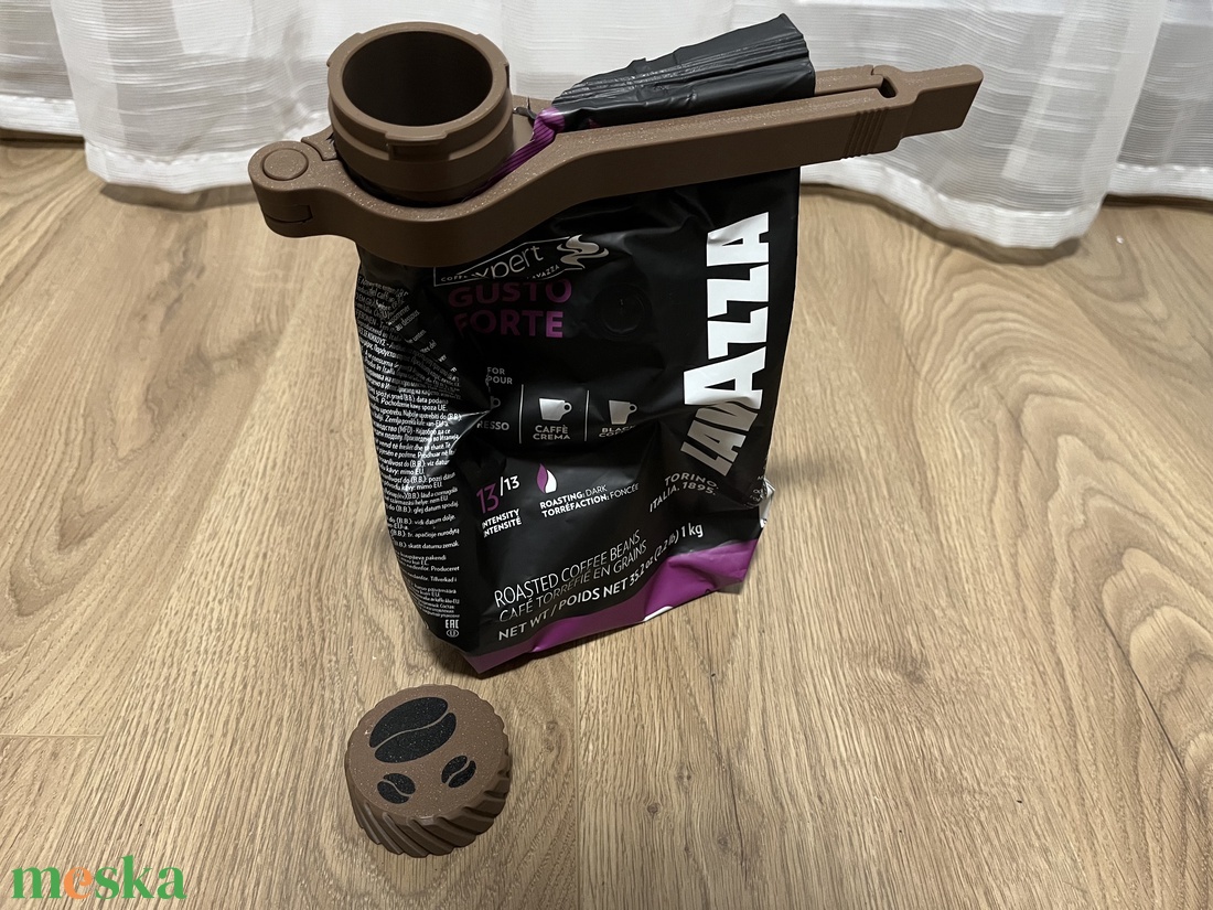 Kávés tasakzár és adagoló sett - stílusos frissesség minden napra! - otthon & életmód - konyhafelszerelés, tálalás - konyhai tárolás - tea & kávé tárolás - Meska.hu