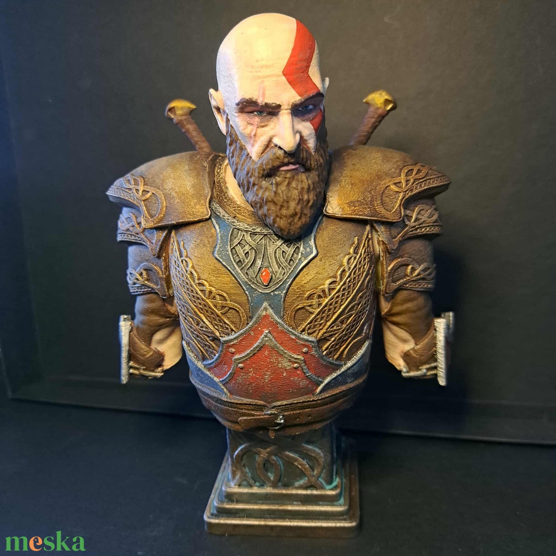 Kratos mellszobor - művészet - makett, modell - Meska.hu
