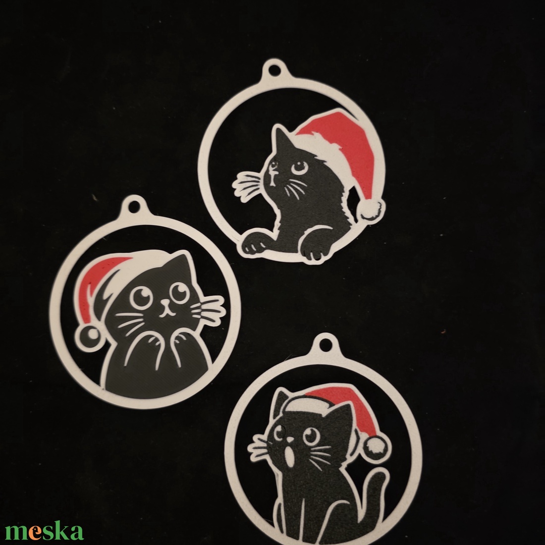 Cicás karácsonyfadísz - karácsony - karácsonyi lakásdekoráció - karácsonyfadíszek - Meska.hu