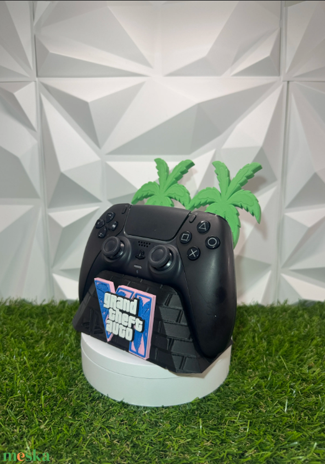 GTA VI (Vice City) PS5 Kontrollertartó Állvány - otthon & életmód - tárolás & rendszerezés - kontroller tartók - Meska.hu