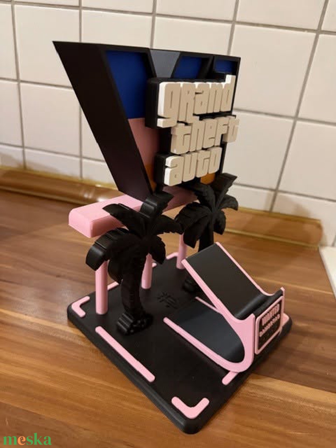 GTA VI Xbox / PS5 joystick tartó . - otthon & életmód - tárolás & rendszerezés - kontroller tartók - Meska.hu