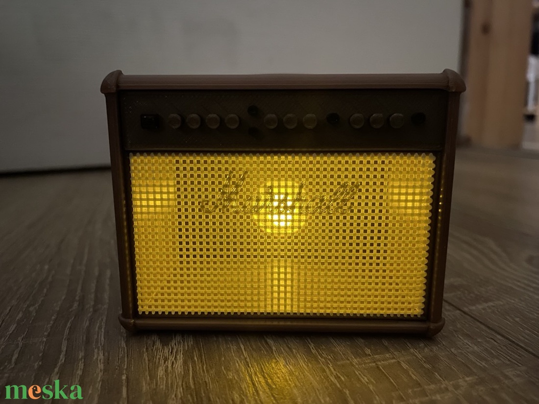 Világito gitár pengető tartó ü Marshall - 9 darabos - otthon & életmód - lámpa - asztali lámpa - Meska.hu