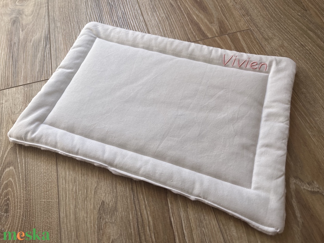 Állatos kispárna névhímzéssel (kb 30x40 cm) - játék & sport - ovis felszerelés - ovis párna, kispárna - Meska.hu