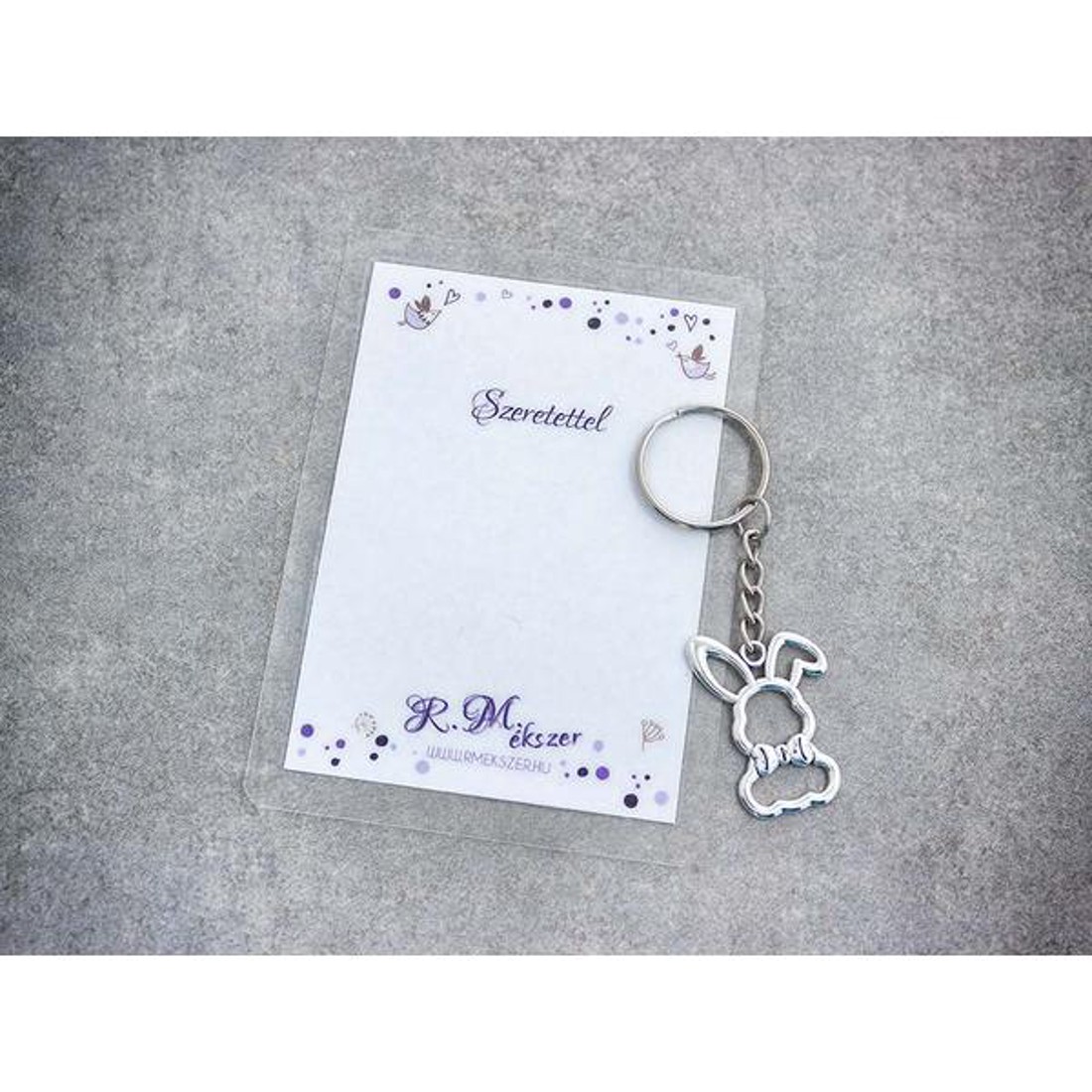Szeretettel stílusos nyuszi medálos kulcstartó -  - Meska.hu