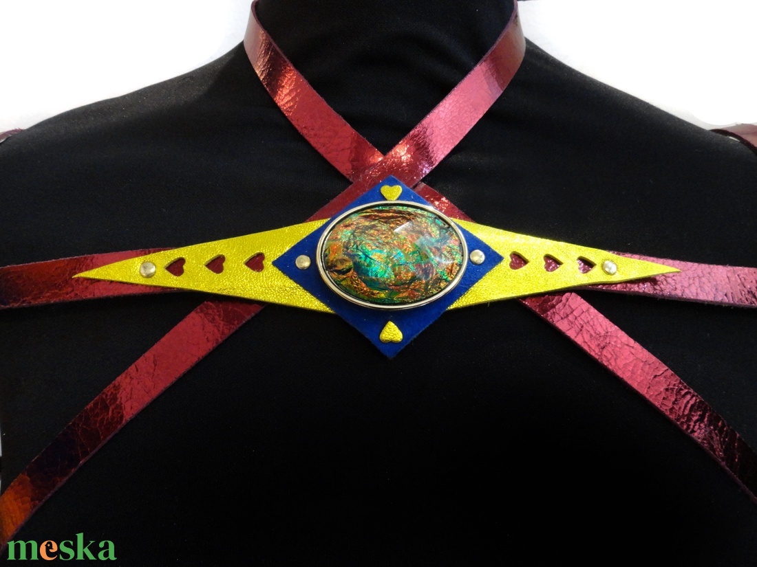 Bőr harness - ékszer - lábdísz és testékszer - piercing, fejdísz - Meska.hu Bőr harness - ékszer - lábdísz és testékszer - piercing, fejdísz - Meska.hu