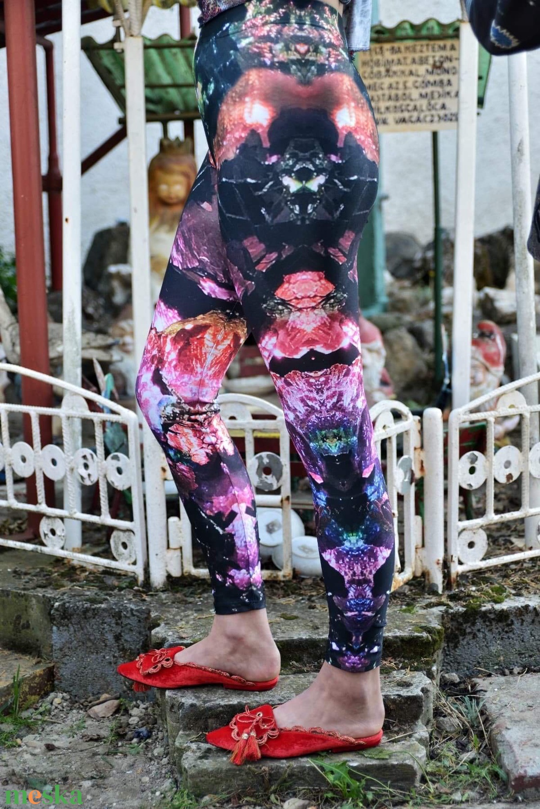 Ásványos printelt leggings - ruha & divat - női ruha - nadrág - Meska.hu Ásványos printelt leggings - ruha & divat - női ruha - nadrág - Meska.hu