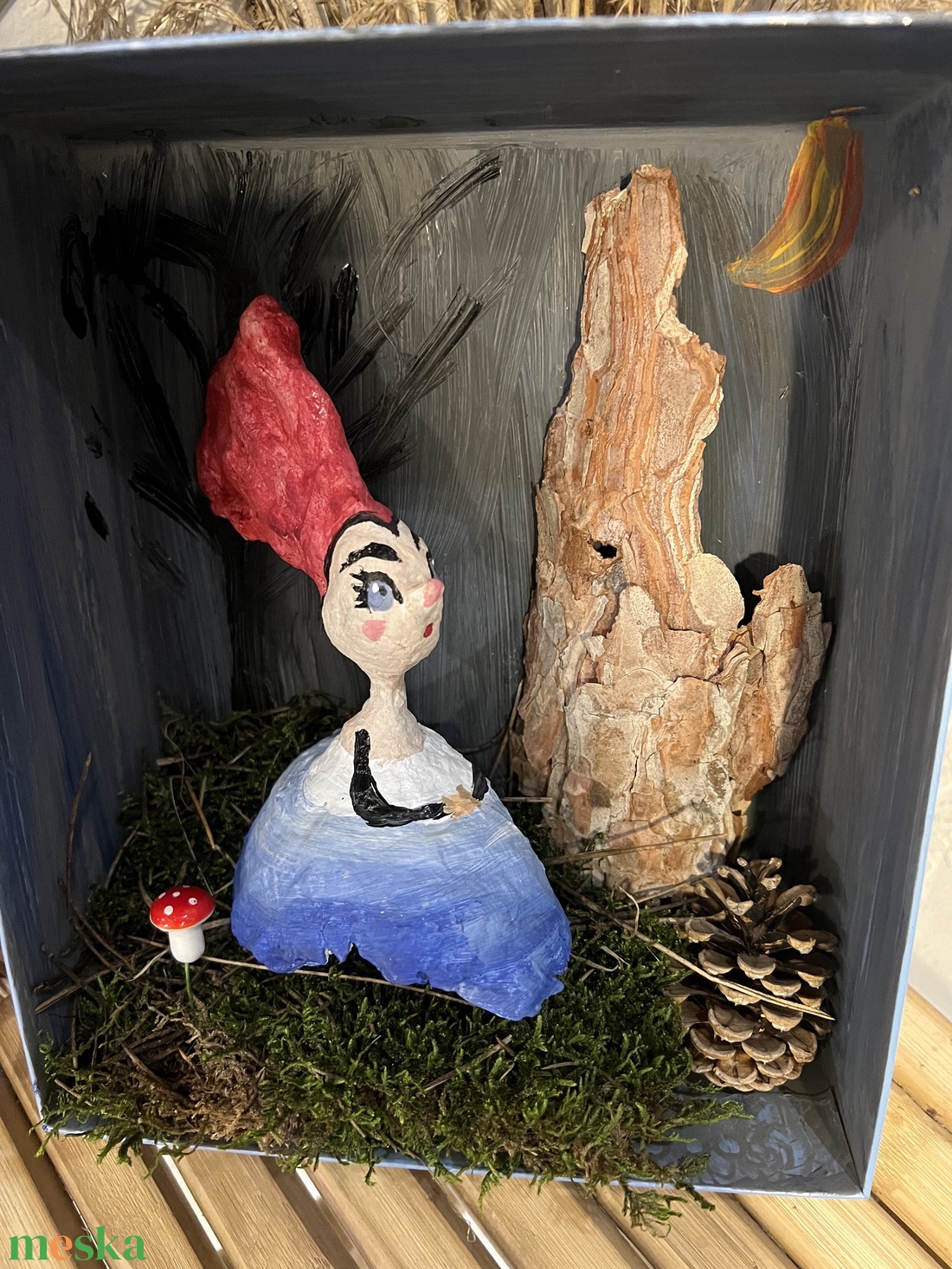 Erdei manólány Mesevilágban - baba - mama - babaszoba dekoráció - babaszoba kép - Meska.hu