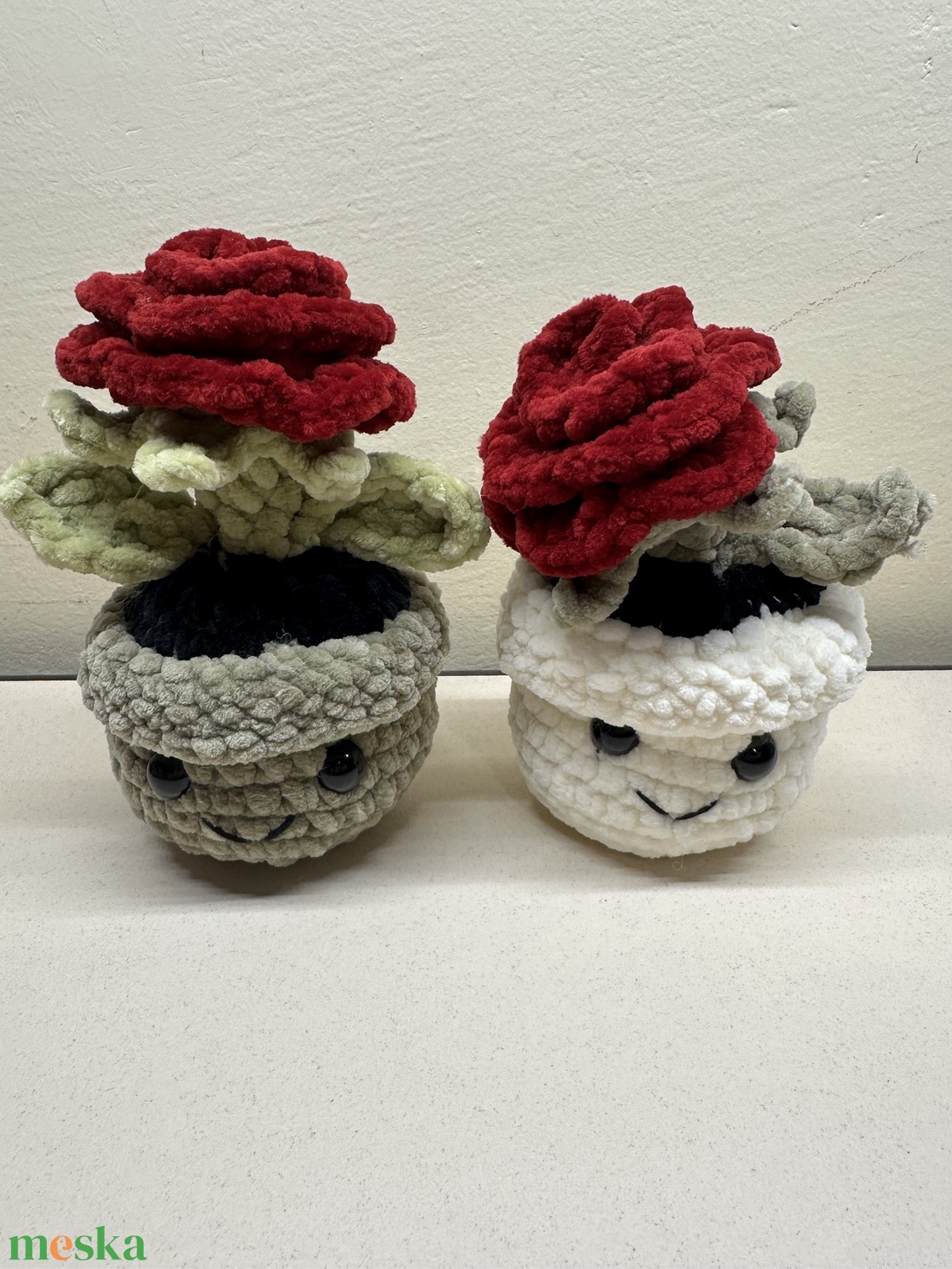 Horgolt cserepes rózsa - otthon & életmód - virágdekoráció - virágdíszek - virágdísz kaspóban - Meska.hu