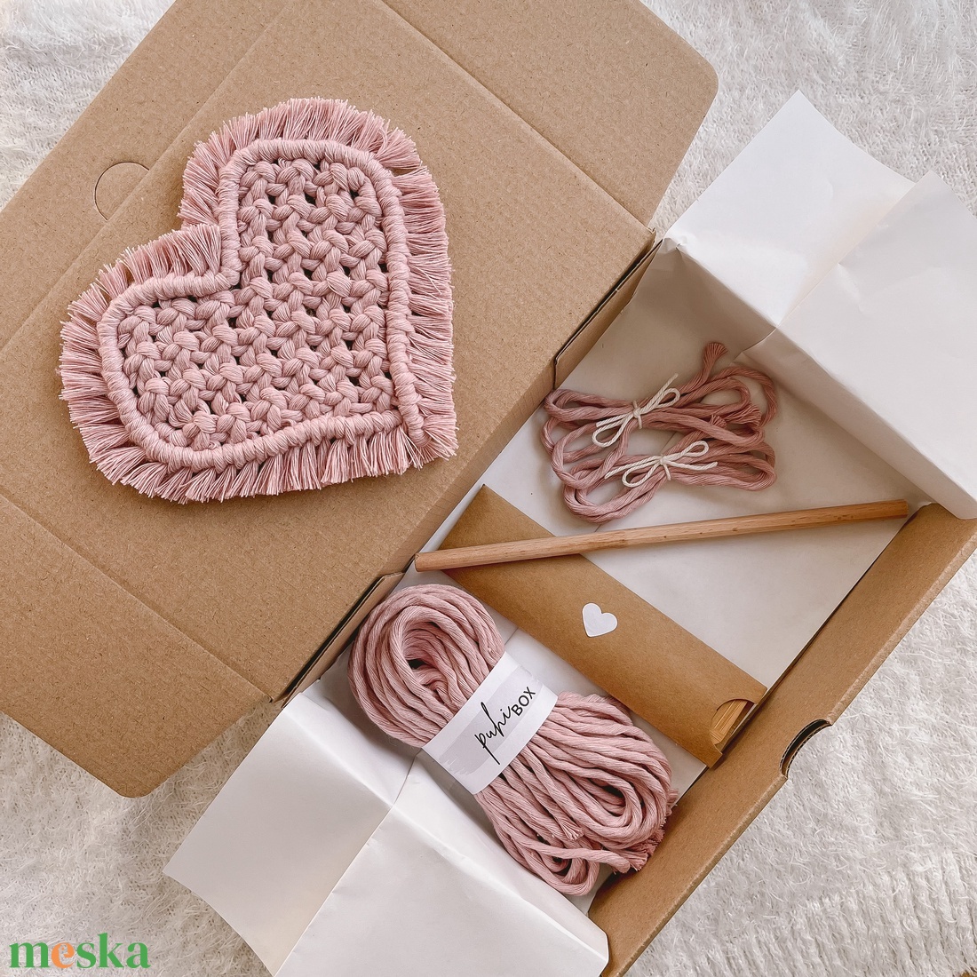 puhiBox szívecskés makramé alátét készítő DIY csomag - diy (csináld magad) - egységcsomag - Meska.hu