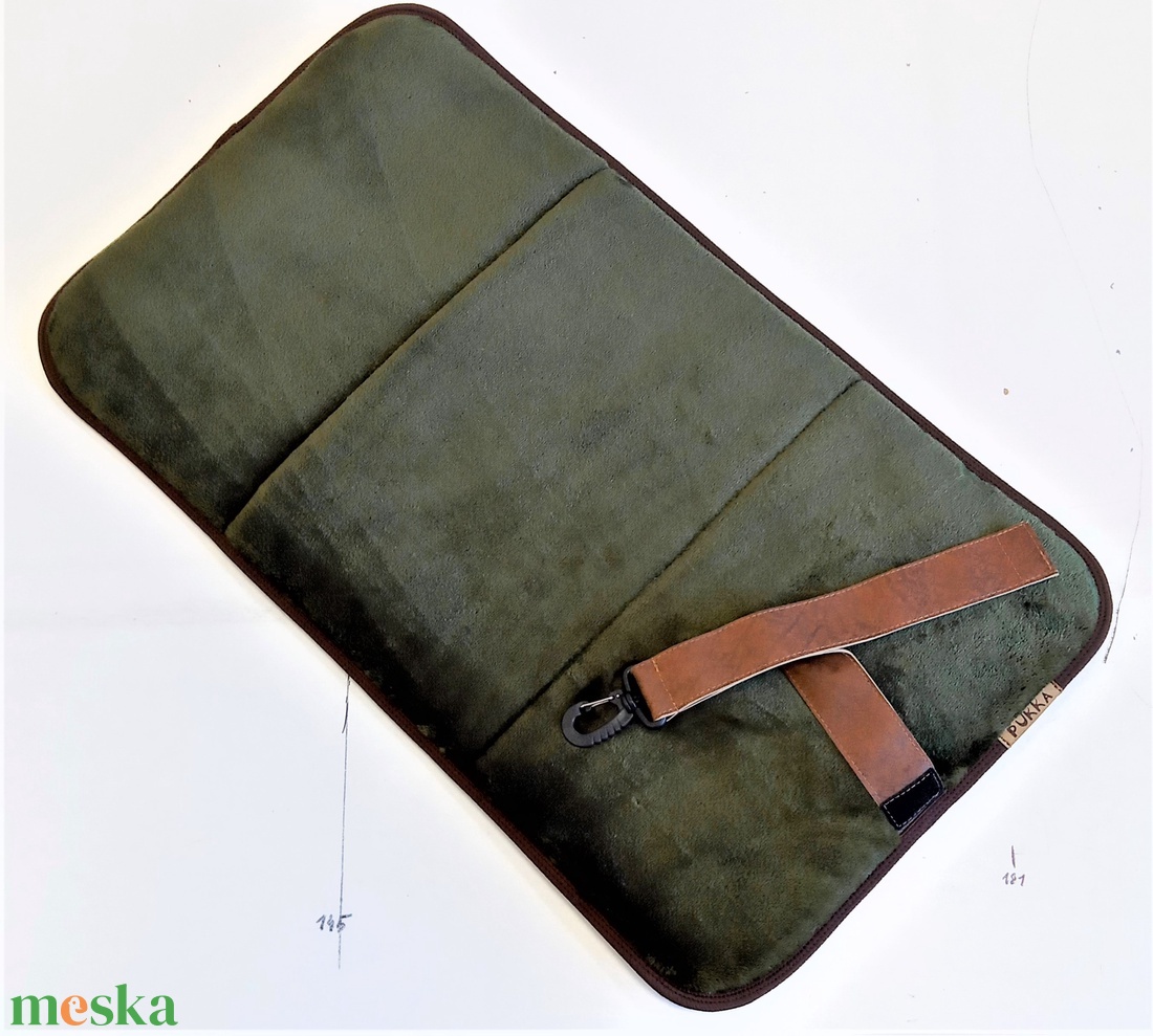 Forester vízálló lespárna ülőpárna - játék & sport - sport és kikapcsolódás - vadászat - trófea alátét - Meska.hu