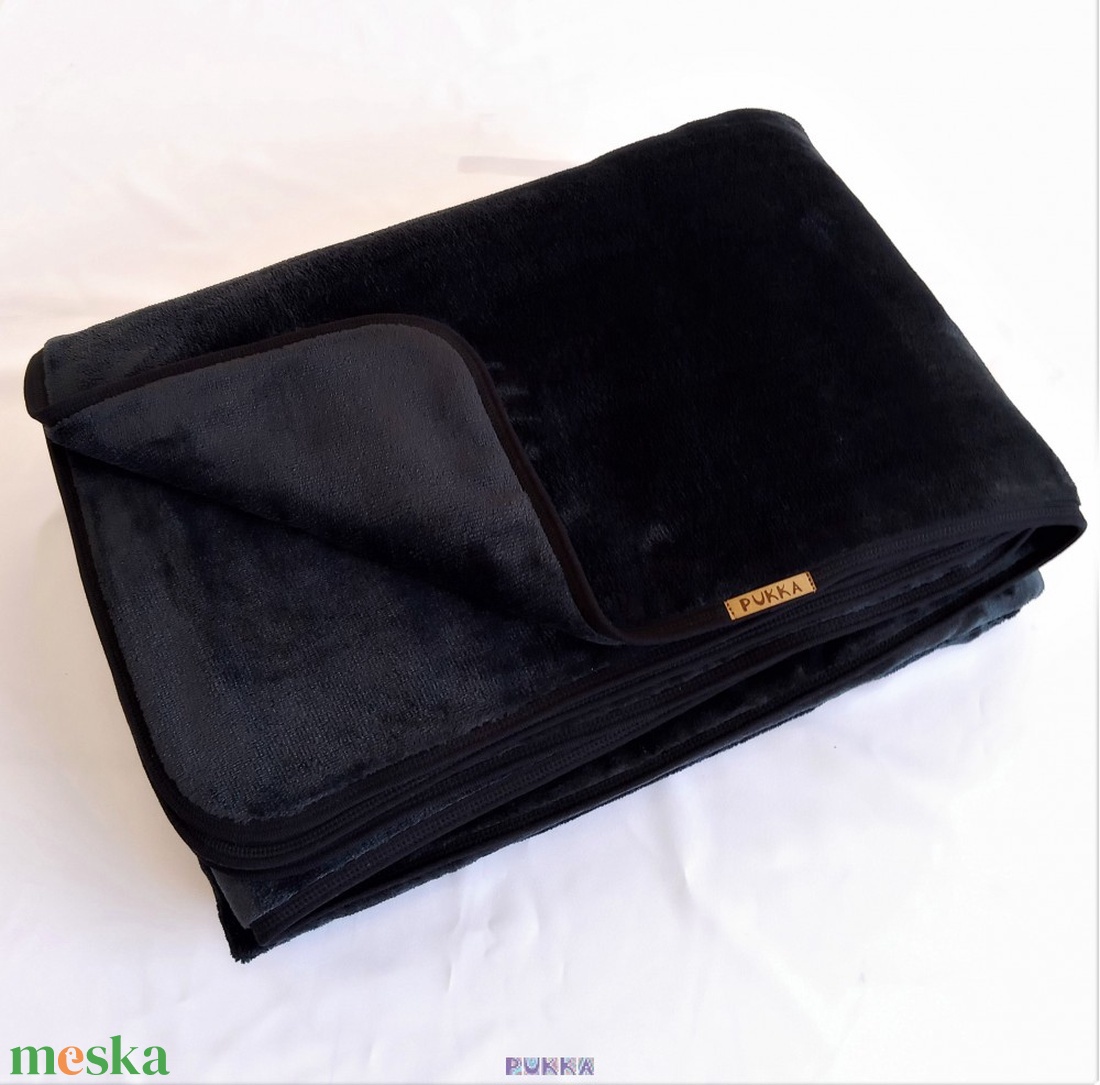 Meleg duplafalú fekete Fleece takaró - otthon & életmód - lakástextil - felnőtt takaró, pléd - Meska.hu