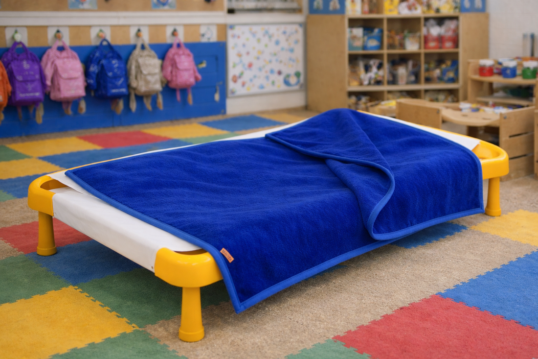 Meleg takaró óvodába királykék - baba - mama - baba ágynemű - babatakaró, gyerek pléd - Meska.hu