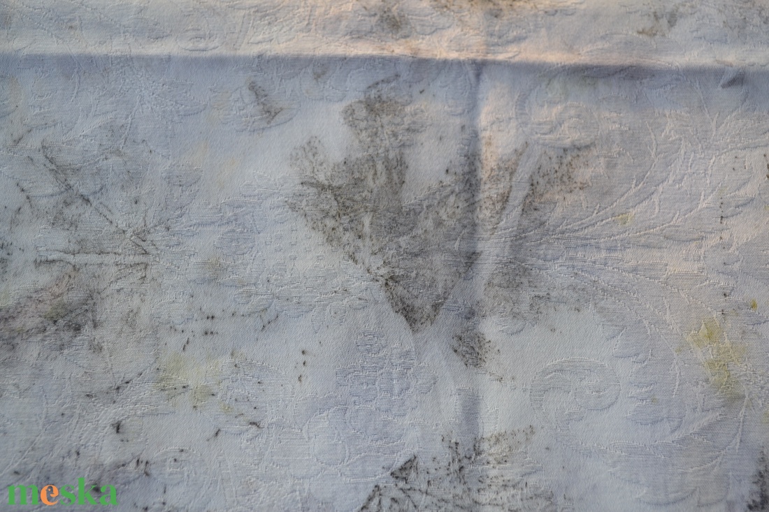 Eco print technikával készült damaszt asztalközép - otthon & életmód - konyhafelszerelés, tálalás - tálalás - terítő - Meska.hu Eco print technikával készült damaszt asztalközép - otthon & életmód - konyhafelszerelés, tálalás - tálalás - terítő - Meska.hu