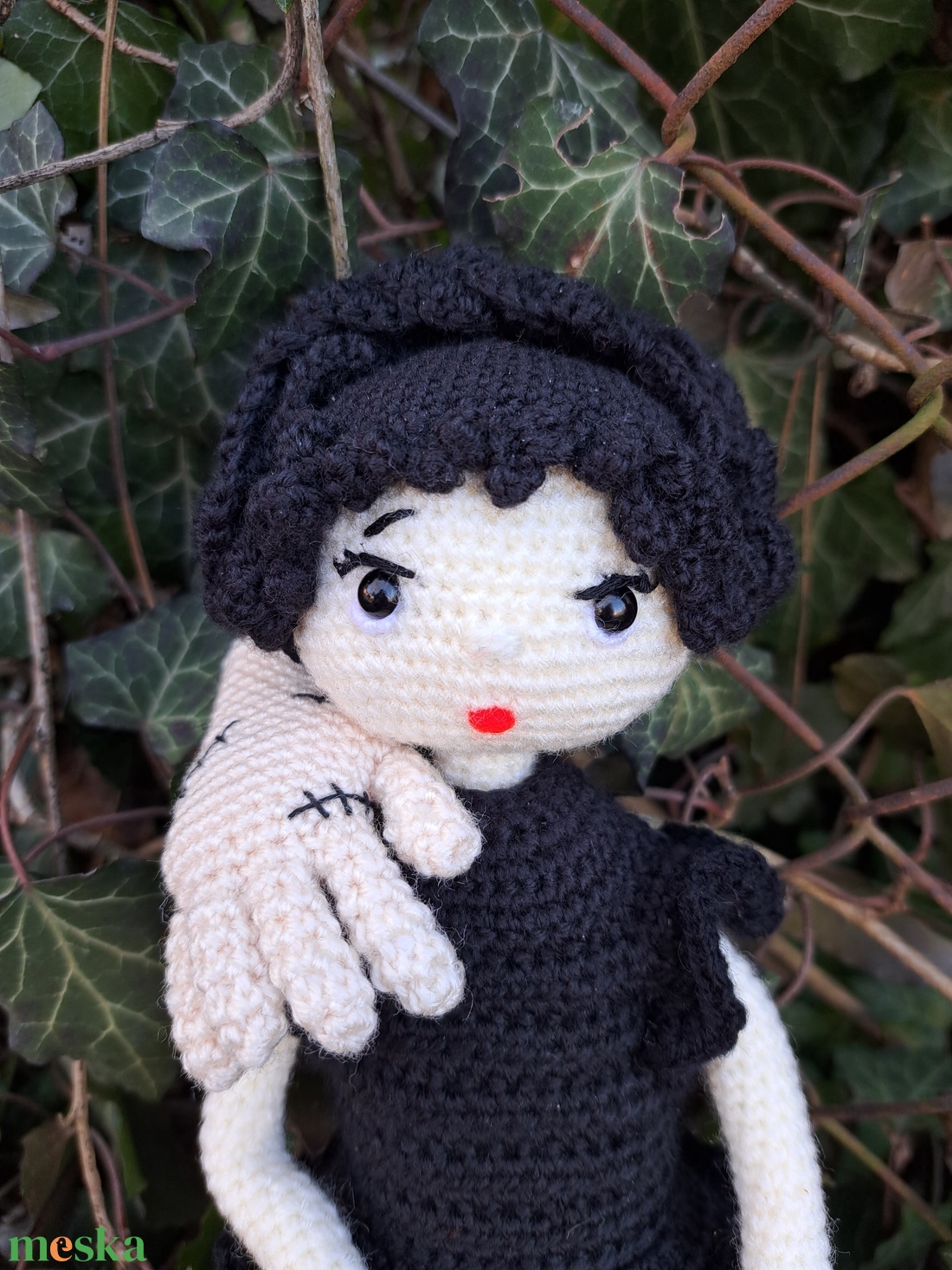 Wednesday doll báli ruhájában és Izé - amigurumi technikával - játék & sport - baba & babaház - baba - Meska.hu Wednesday doll báli ruhájában és Izé - amigurumi technikával - játék & sport - baba & babaház - baba - Meska.hu