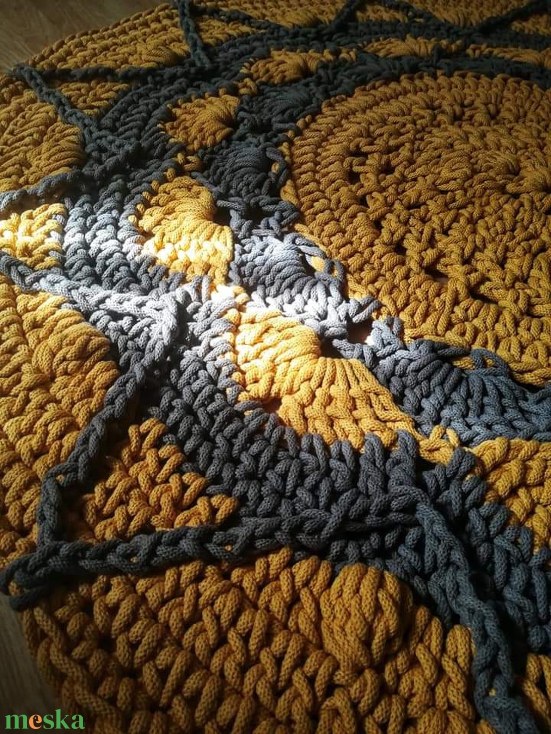 Horgolt mandala szőnyeg - otthon & életmód - lakástextil - szőnyeg - horgolt szőnyeg - Meska.hu