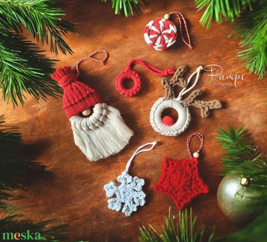Horgolt karácsonyi dísz - karácsony - karácsonyi lakásdekoráció - karácsonyfadíszek - Meska.hu