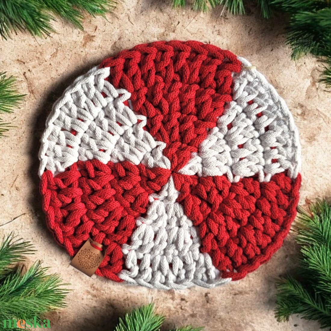 Karácsonyi horgolt edényalátét - otthon & életmód - konyhafelszerelés, tálalás - sütés, főzés - edényalátét - Meska.hu