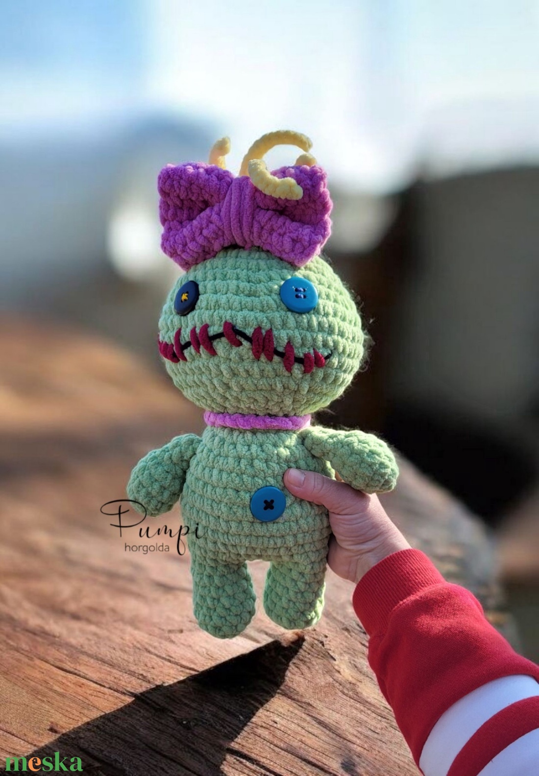 Horgolt Lilo baba (scrump) - játék & sport - plüssállat & játékfigura - plüss mesefigurák - Meska.hu