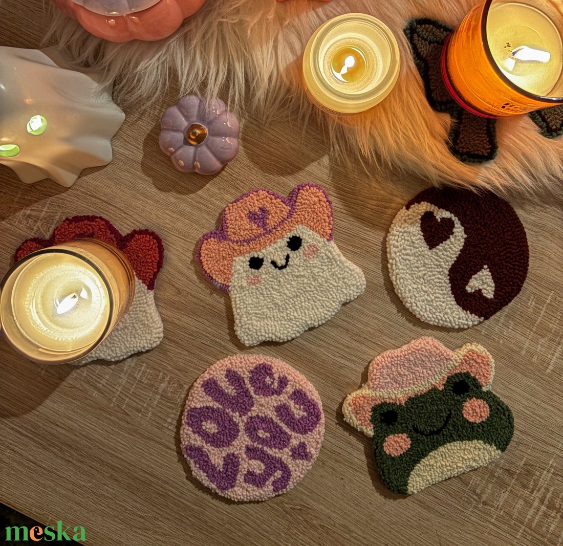 Hímzett poháralátét, 4 db-os szet (Yin-Yang, �love you, béka, szellem) - otthon & életmód - dekoráció - dísztárgy - Meska.hu