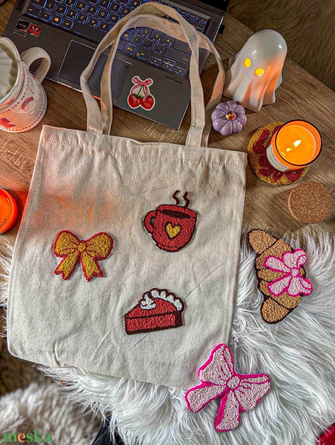 Hímzett vászontáska, süti, bögre, masni - táska & tok - bevásárlás & shopper táska - shopper, textiltáska, szatyor - Meska.hu