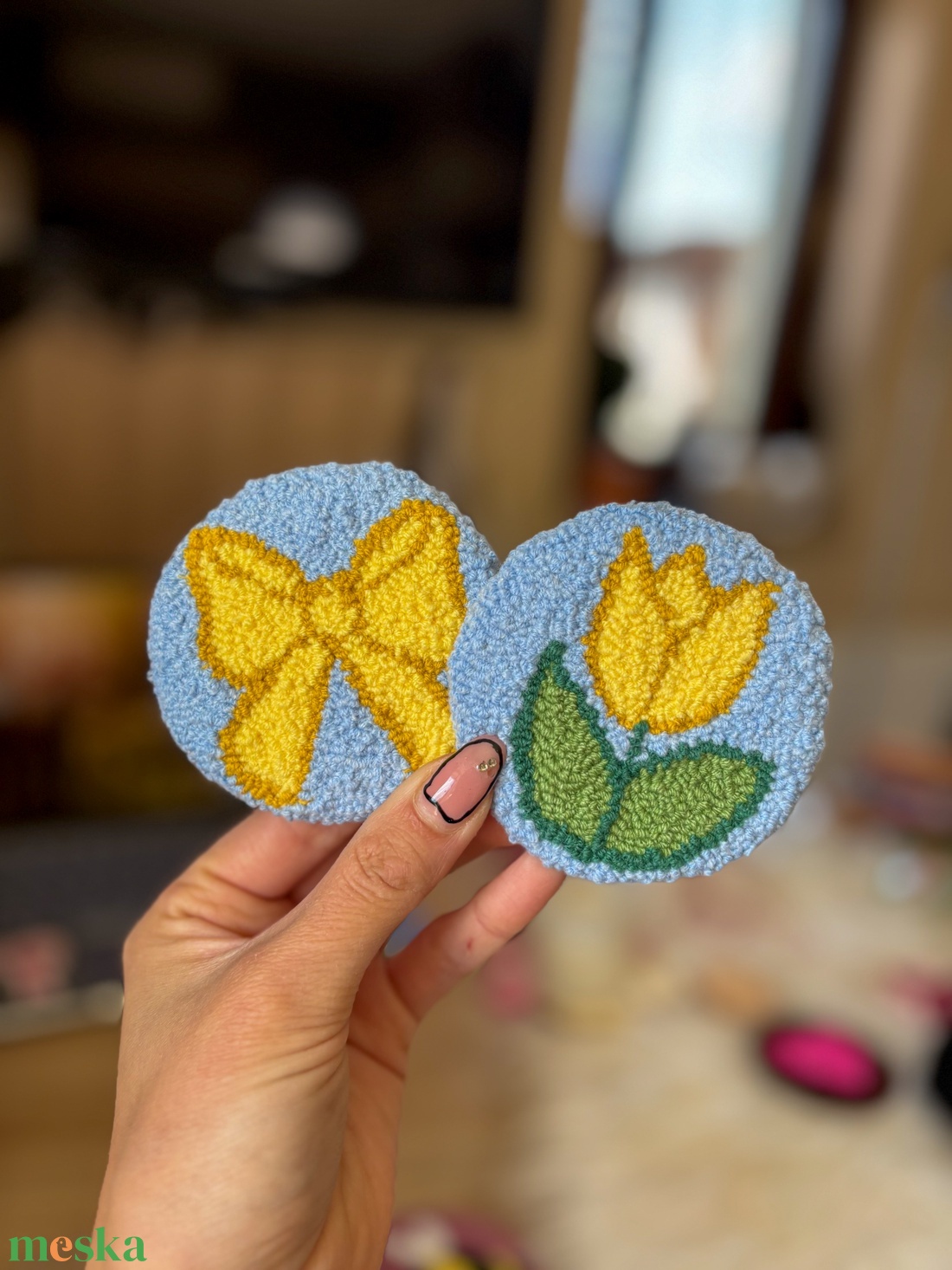 Hímzett autós poháralátét, tulipán, masni - otthon & életmód - autó - autós tároló - Meska.hu