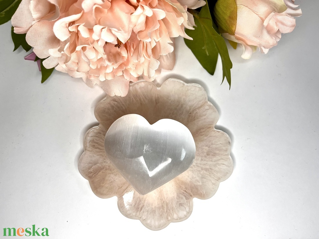 Szelenit szív - kellékek & szerszámok - ásvány alapanyag - marokkő - Meska.hu