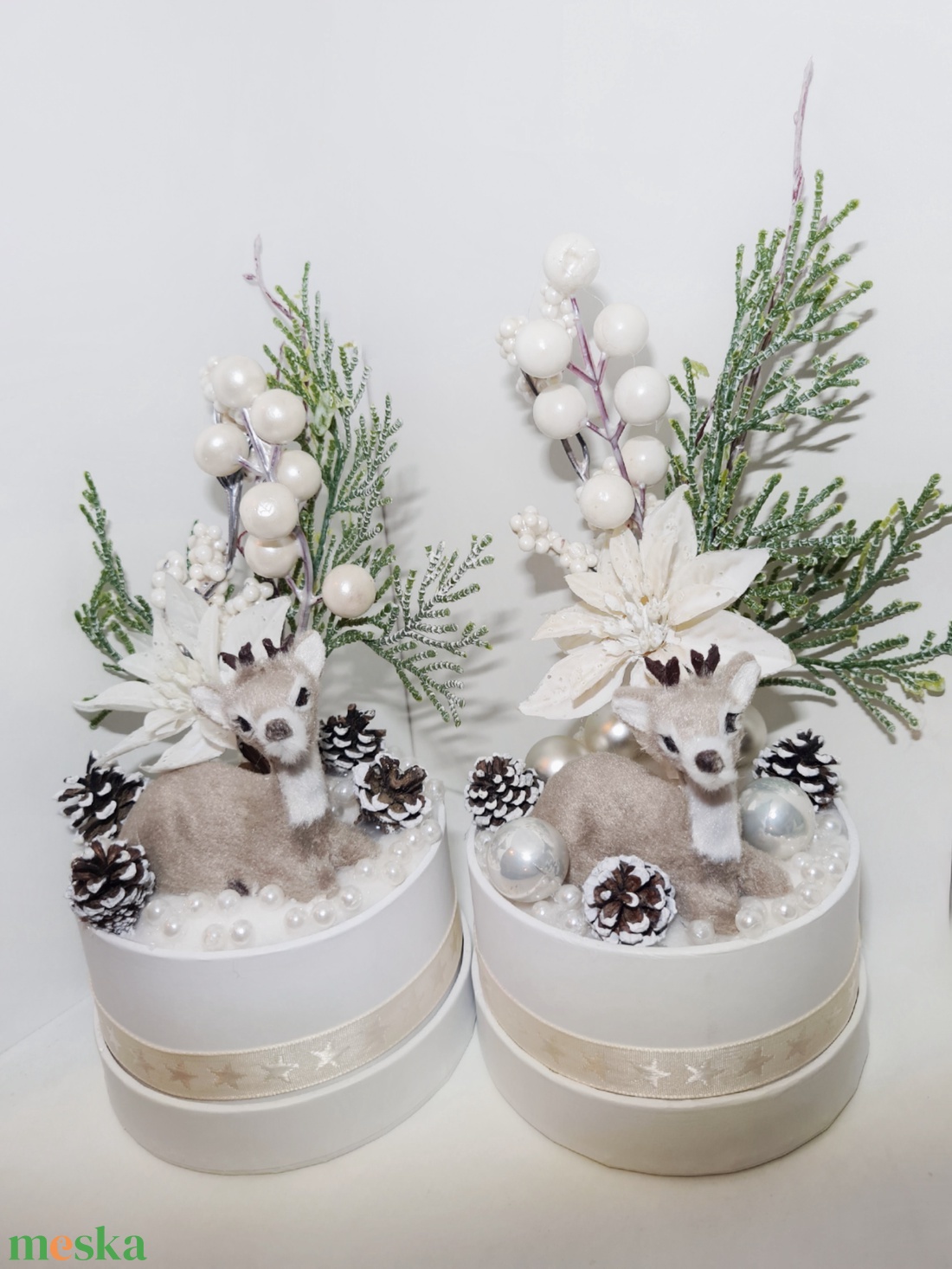 Karácsonyi dekoráció - Fehér szarvas minibox - karácsony - karácsonyi lakásdekoráció - ünnepi asztaldekoráció - Meska.hu