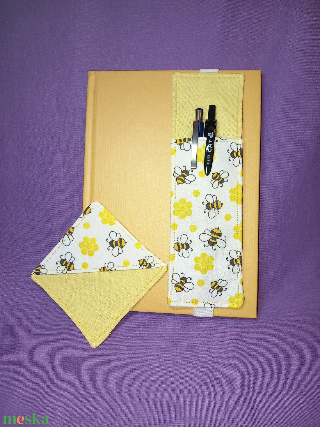 Tolltartó - otthon & életmód - papír, írószer - tolltartó & ceruzatekercs - Meska.hu