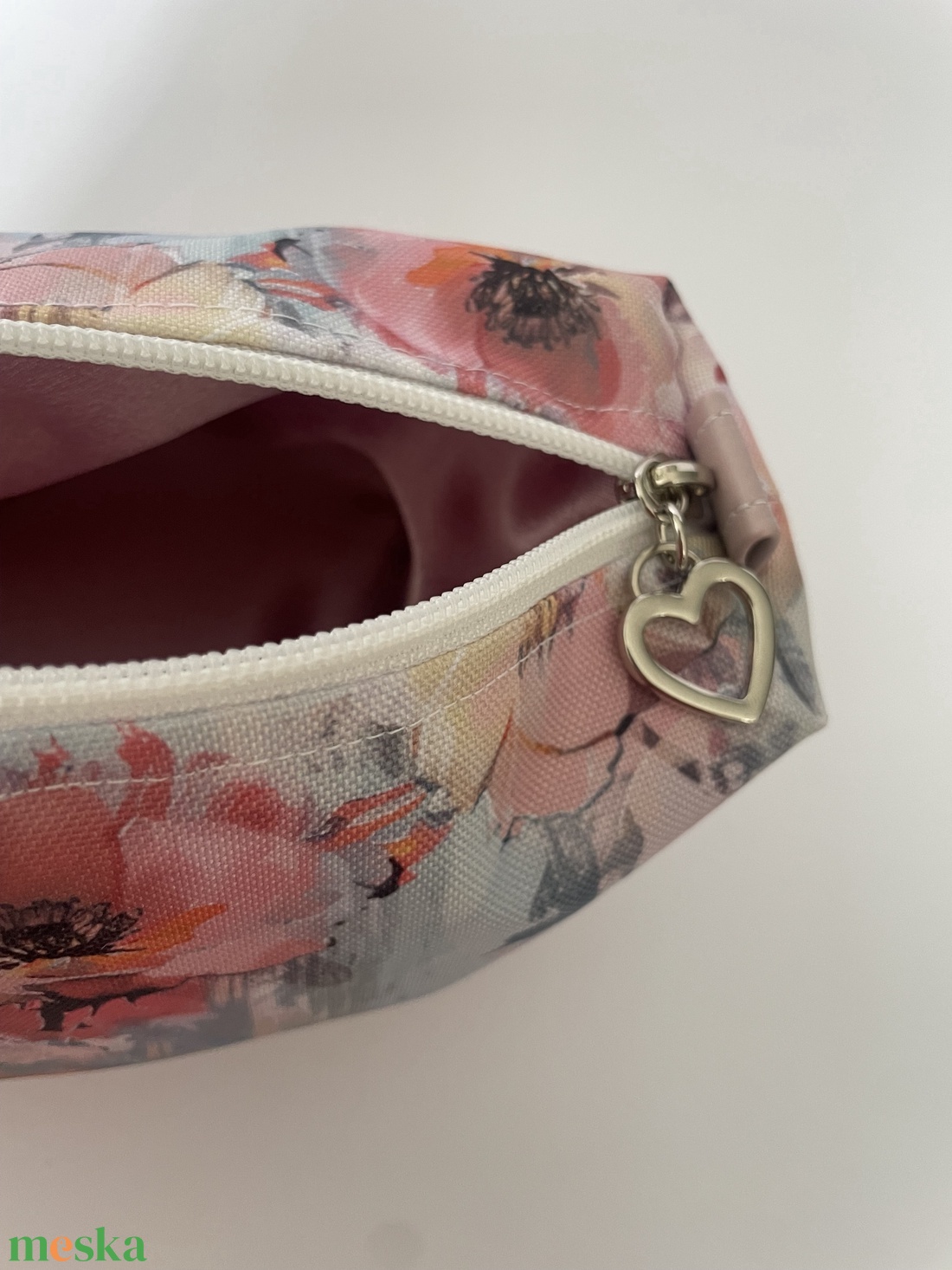 Tavaszi virágos  neszeszer  - táska & tok - neszesszer - Meska.hu