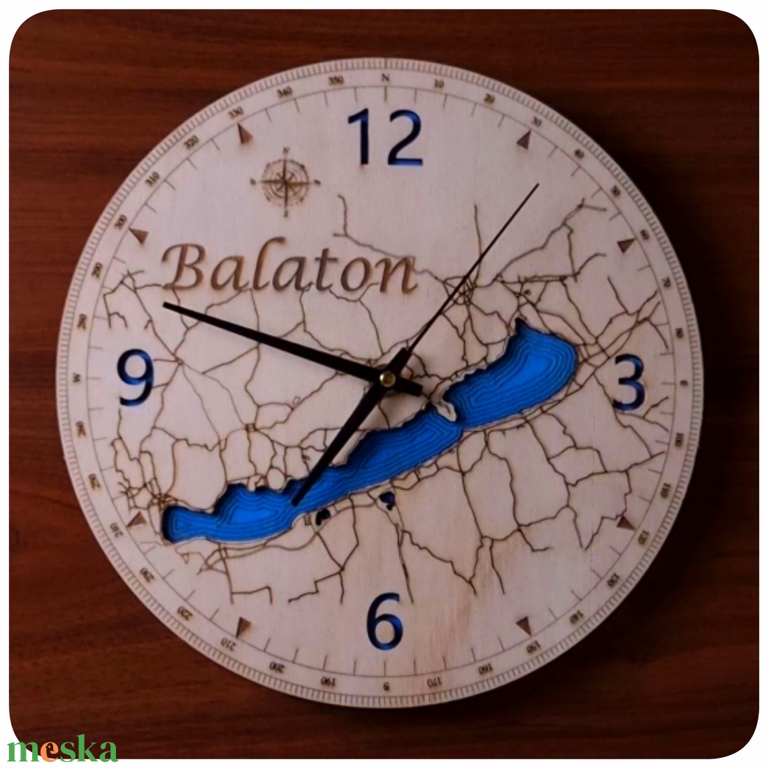 Balaton vázlattérképes falióra - otthon & életmód - dekoráció - fali és függő dekoráció - falióra & óra - Meska.hu