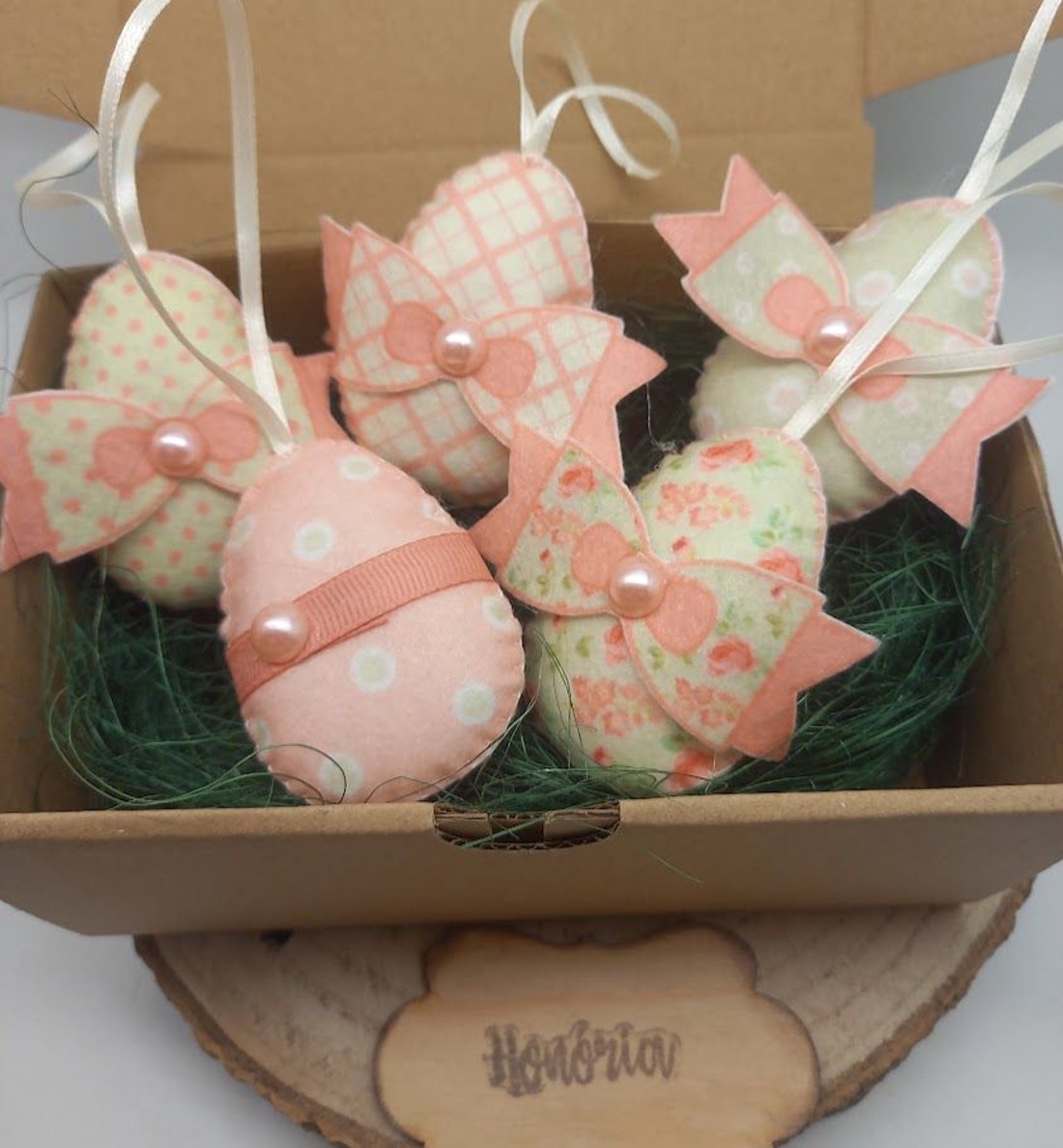 Tojások dobozban - pasztell - 5 db - otthon & életmód - dekoráció - fali és függő dekoráció - falra akasztható dekor - Meska.hu