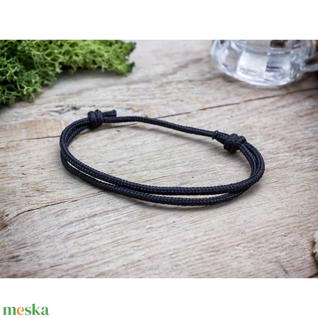 Szerencsehozó fekete paracord gyerek karkötő - ékszer - karkötő - fonott karkötő - Meska.hu Szerencsehozó fekete paracord gyerek karkötő - ékszer - karkötő - fonott karkötő - Meska.hu