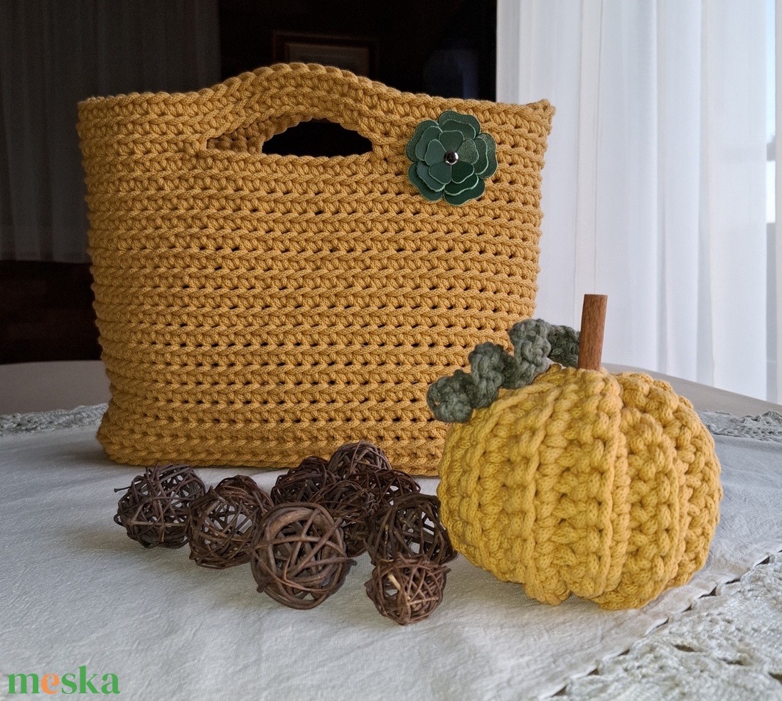 Totebag - táska & tok - kézitáska & válltáska - belső rendező - Meska.hu Totebag - táska & tok - kézitáska & válltáska - belső rendező - Meska.hu