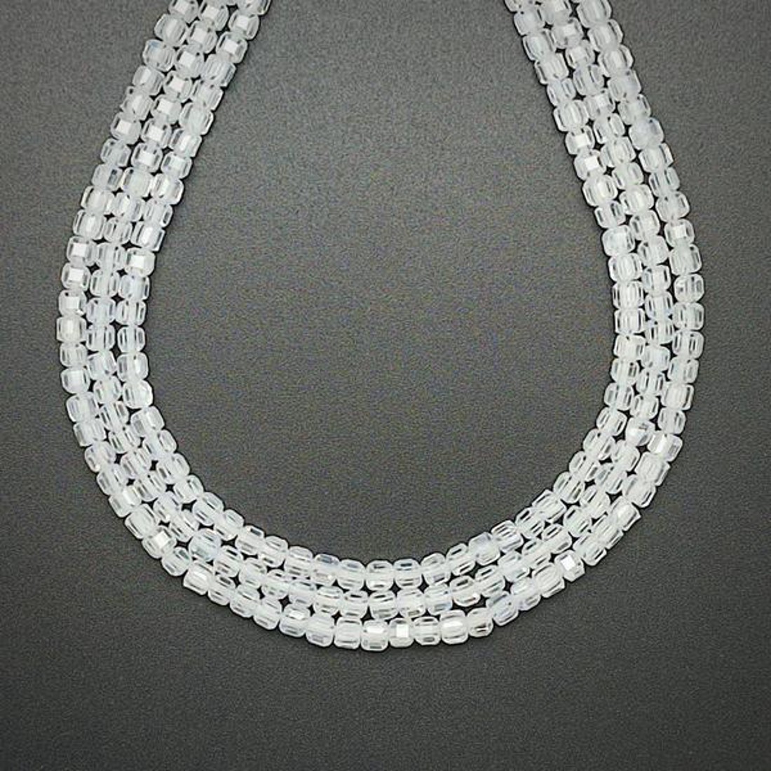 Cirkon fazettált fehér kocka 3x3mm  ékszerkészítő alapanyag (füzér) - kellékek & szerszámok - ásvány alapanyag - ásványfüzér - Meska.hu
