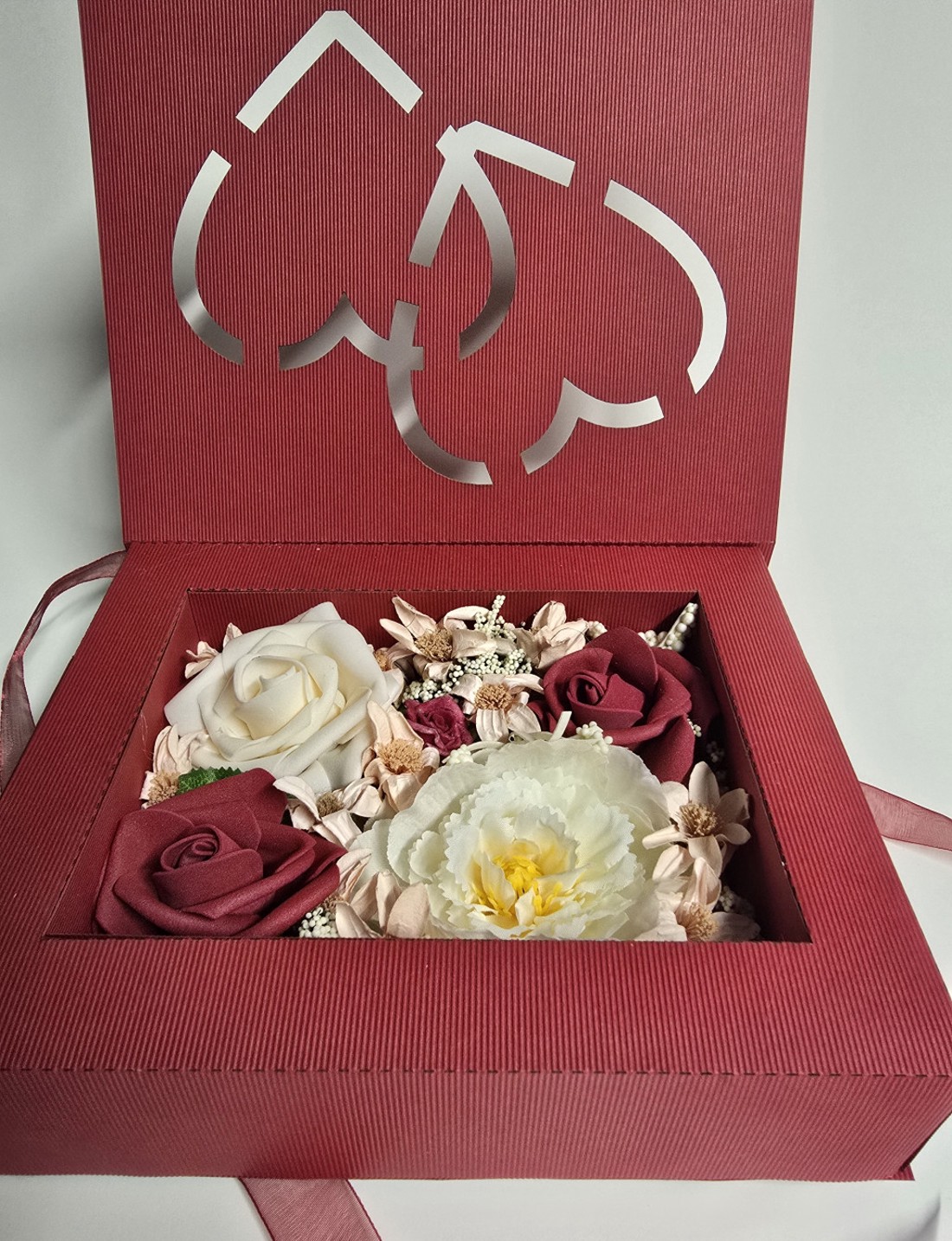 Szülőköszöntő virágbox vegyes - esküvő - emlék & ajándék - szülőköszöntő ajándék - Meska.hu