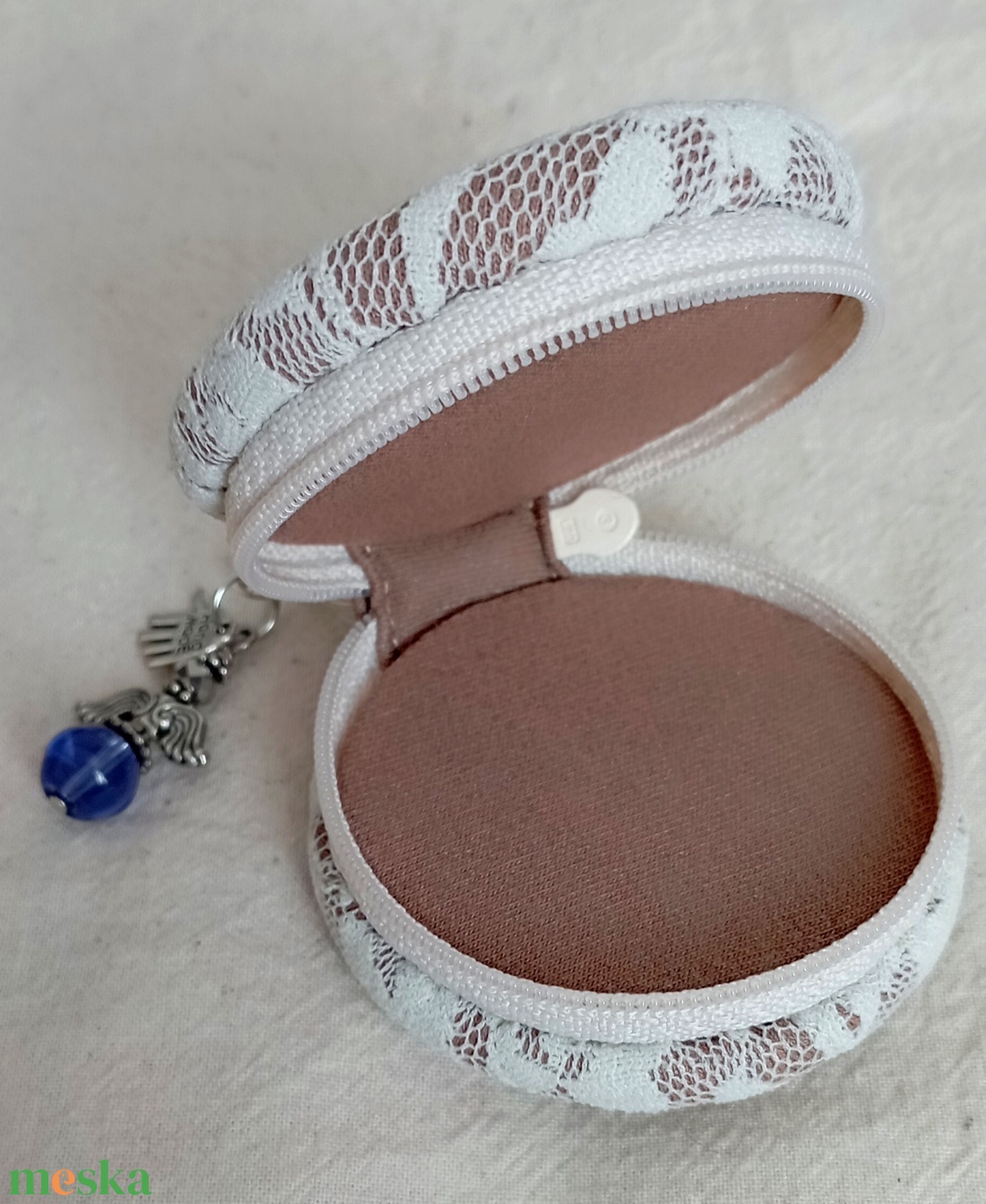 Csipkés angyalkás érmetárca - táska & tok - pénztárca & más tok - aprópénztartó - Meska.hu