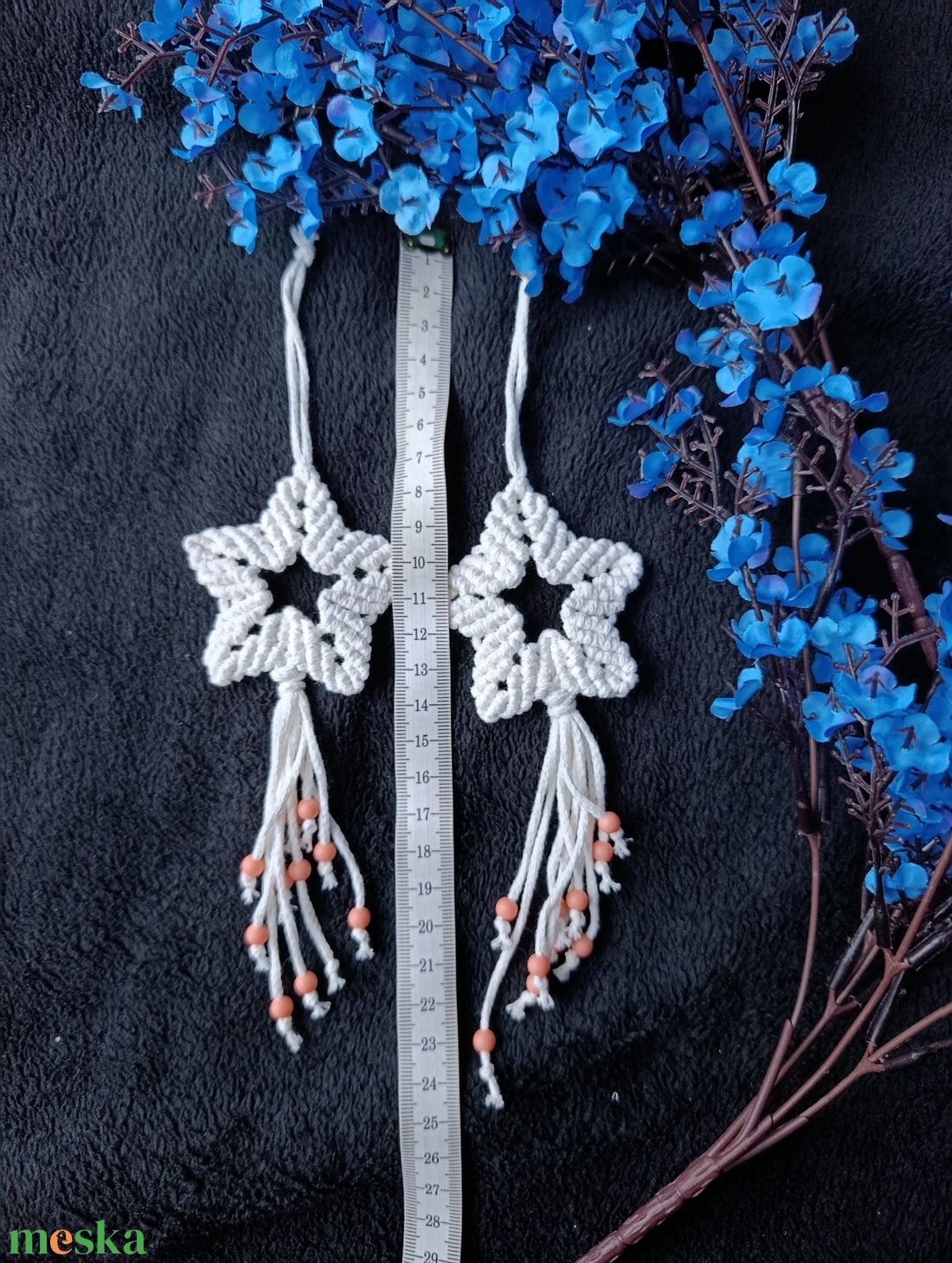 Páros macrame csillag karácsonyi dísz rózsaszín gyönggyel - karácsony - karácsonyi lakásdekoráció - karácsonyi lakásdíszek - Meska.hu