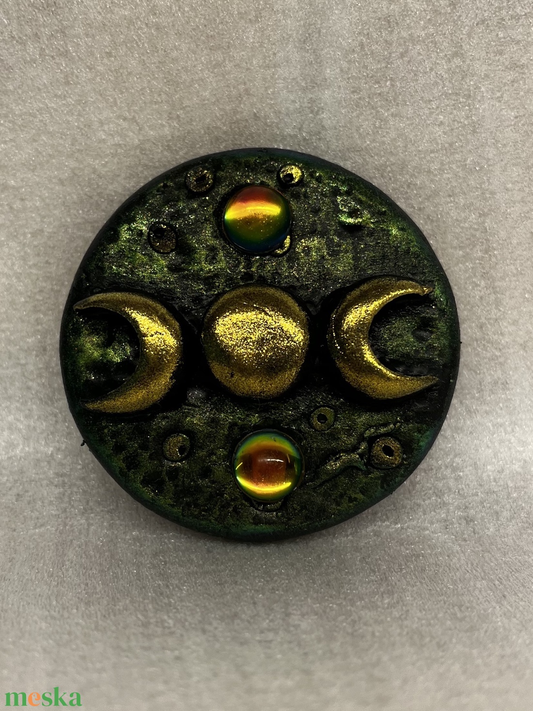 Misztikus kitűző - ékszer - kitűző és bross - Meska.hu