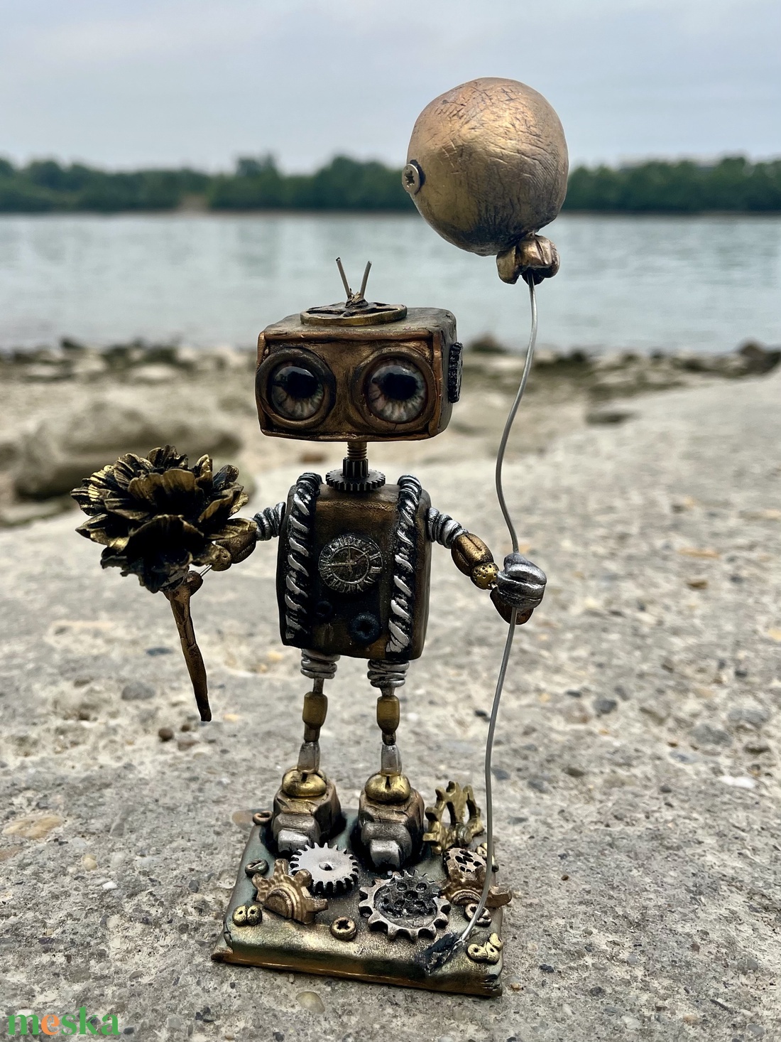Steampunk robot - otthon & életmód - dekoráció - asztal és polc dekoráció - asztaldísz - Meska.hu