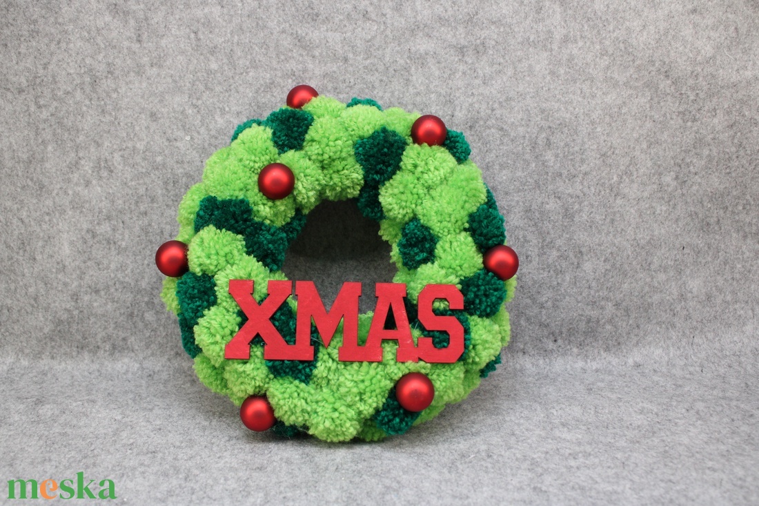 XMAS pompon koszorú - zöld, bordó - karácsony - adventi díszek - adventi ajtódísz - Meska.hu XMAS pompon koszorú - zöld, bordó - karácsony - adventi díszek - adventi ajtódísz - Meska.hu