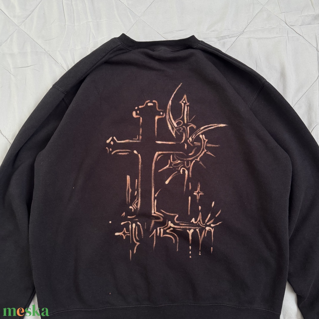 Bleached/Fehéritett cybergilism kereszt mintás fekete pulcsi  - diy (csináld magad) - szabásminta, útmutató - szabásminta - Meska.hu