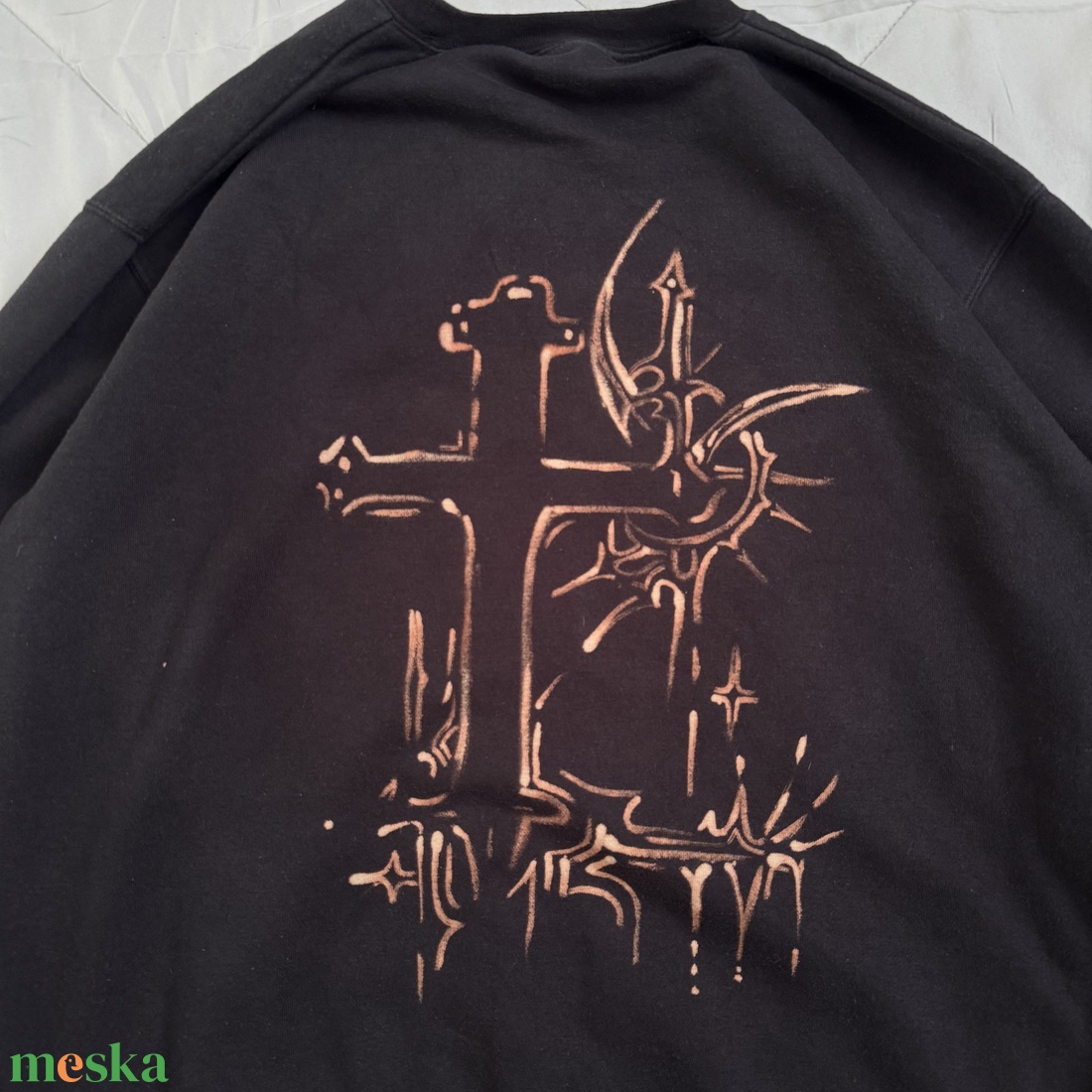 Bleached/Fehéritett cybergilism kereszt mintás fekete pulcsi  - diy (csináld magad) - szabásminta, útmutató - szabásminta - Meska.hu