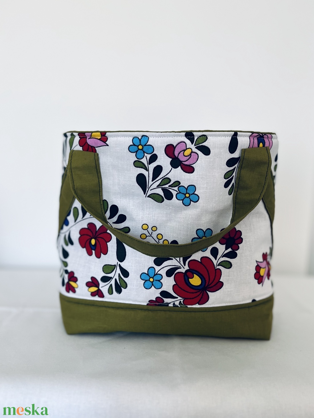 Kézitáska népmotívumos  - táska & tok - kézitáska & válltáska - kézitáska - Meska.hu